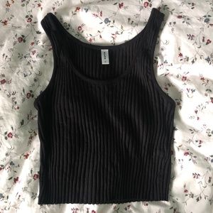 Kotn cropped black top size s